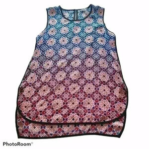Vince Camuto Geographic Flower Sleeveless Top PS